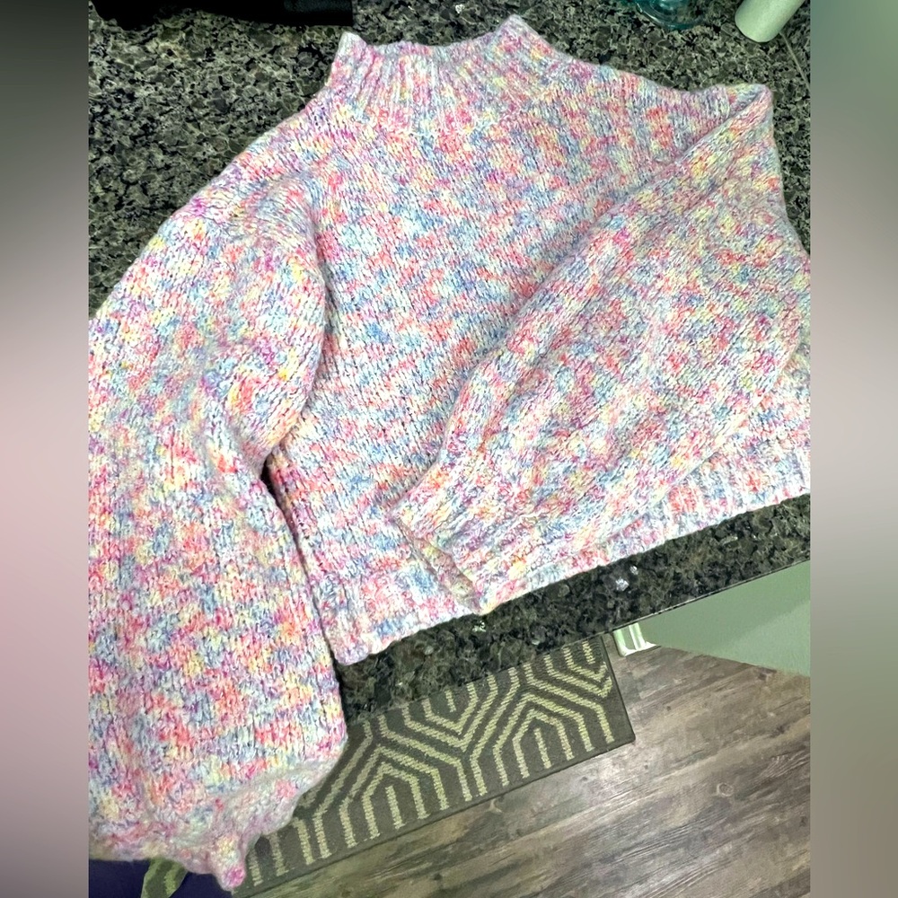 Crop Sweater - high neck